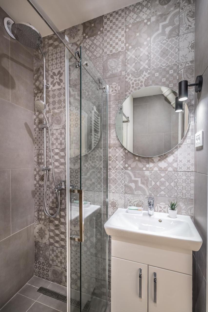 Delights Apartment Belgrado Esterno foto