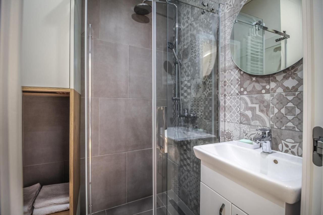 Delights Apartment Belgrado Esterno foto